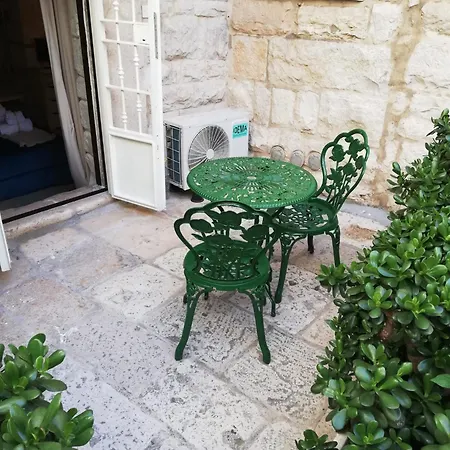 Charmeroom Dimora D'incanto 4* Trani