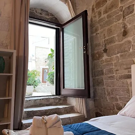 Charmeroom Dimora D'incanto 4* Trani